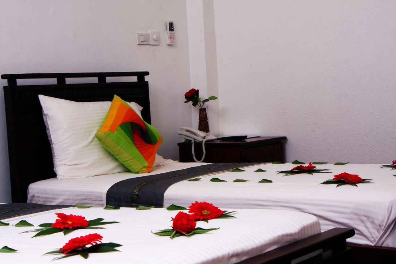 راتنابورا Rajanawa Resort المظهر الخارجي الصورة