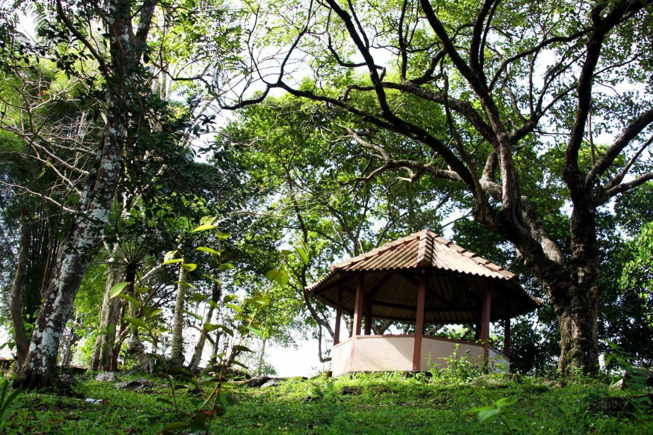 راتنابورا Rajanawa Resort المظهر الخارجي الصورة